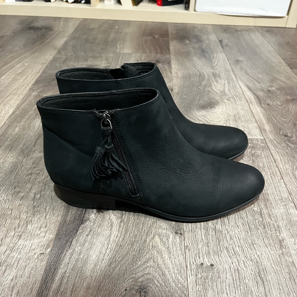 Collection by Clark’s charcoal zip boots with tassel zippers size 11